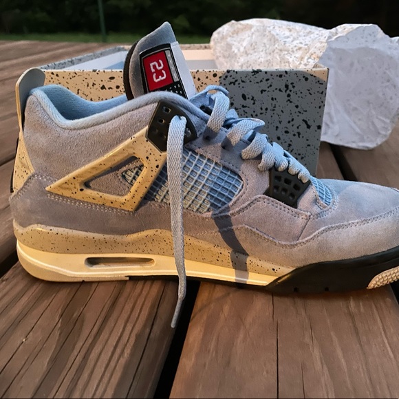 Jordan 4 “university blue” size 9.5 - Picture 3 of 7